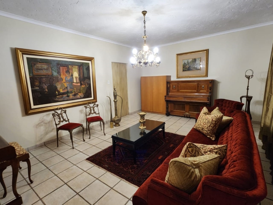 4 Bedroom Property for Sale in Ifafi North West